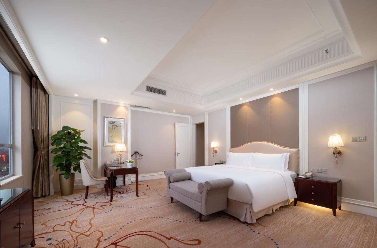 מלון Sofitel שינינג מראה חיצוני תמונה